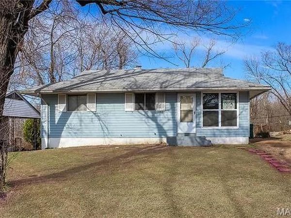 213 Dundee Circle , Riverview, MO 63137