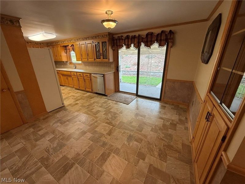 1728 State Route 39 NE, New Philadelphia, OH 44663 Photo 11