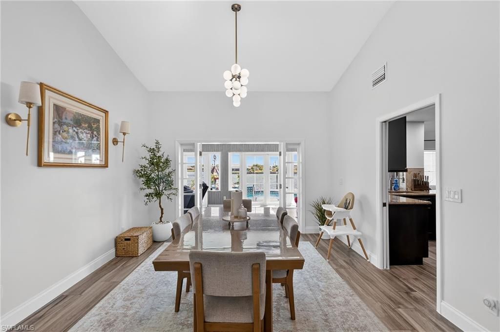 29 SE 10th Ave , Cape Coral, FL 33990 Photo