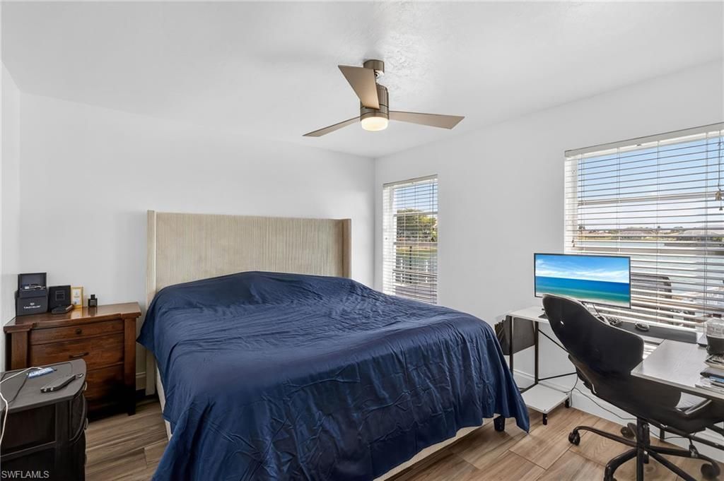 29 SE 10th Ave, Cape Coral, FL 33990 Photo