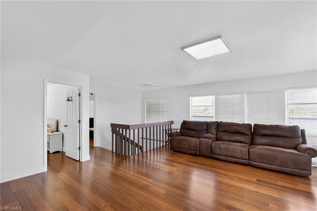 29 SE 10th Ave, Cape Coral, FL 33990 Photo