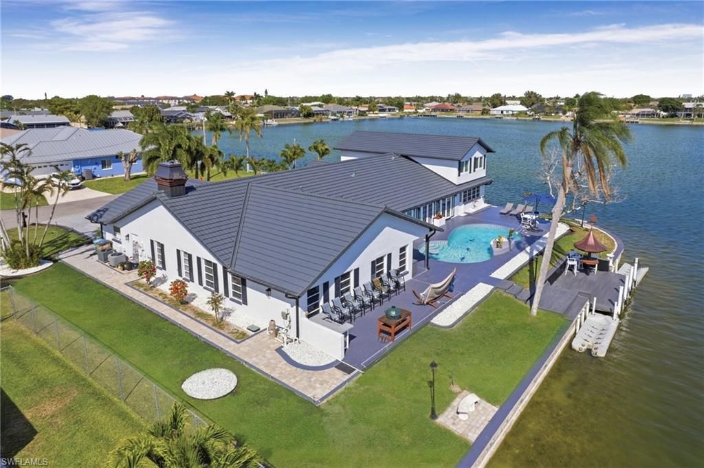 29 SE 10th Ave, Cape Coral, FL 33990 Photo