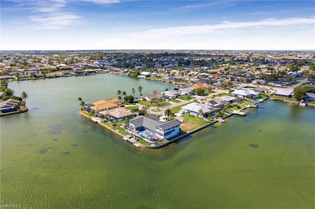 29 SE 10th Ave, Cape Coral, FL 33990 Photo