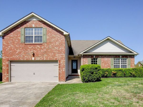 1384 Borrowdale Dr , Clarksville, TN 37040
