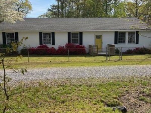 239 Lane Rd, REEDVILLE, VA 22539