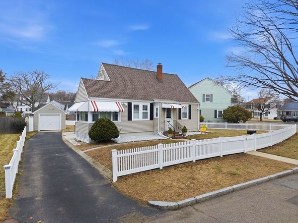 22 Black Rock, Melrose, MA 02176