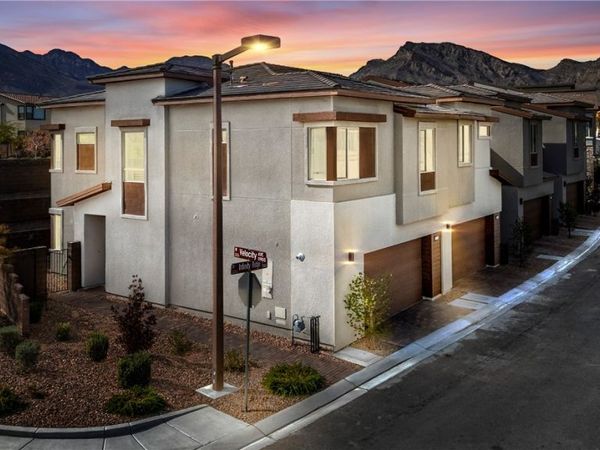 633 Infinity Ridge Street , Las Vegas, NV 89138