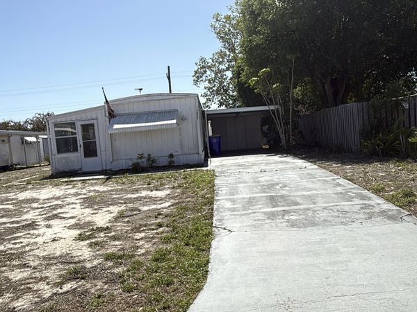 7000 SE Ridgeway Terrace SE, Hobe Sound, FL 33455