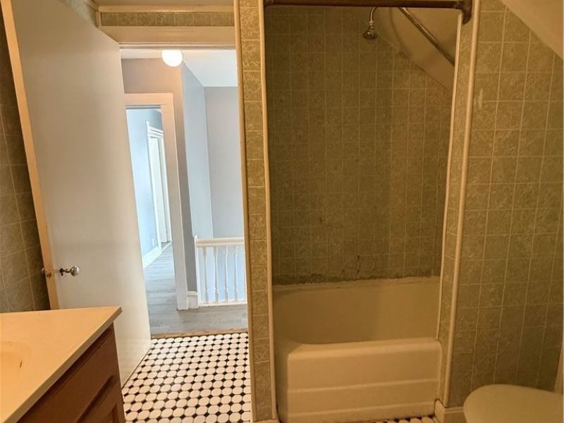 3860 W 37th Street, Cleveland, OH 44109 Photo 19