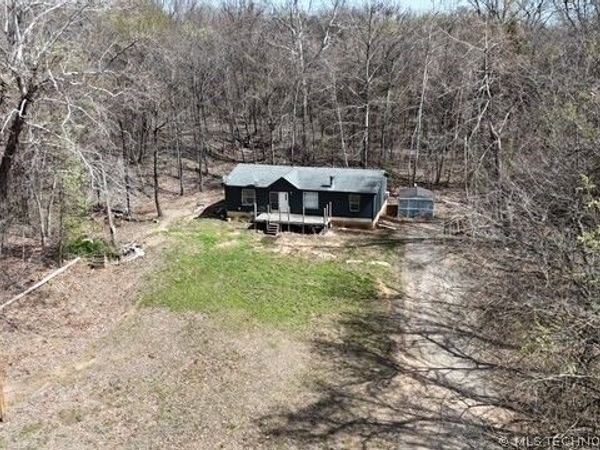 22 Holiday Street , Eufaula, OK 74432