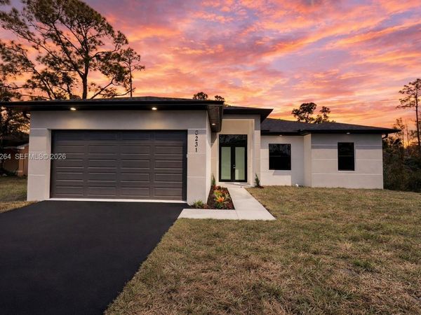 3231 41st Ave NE , Naples, FL 34120