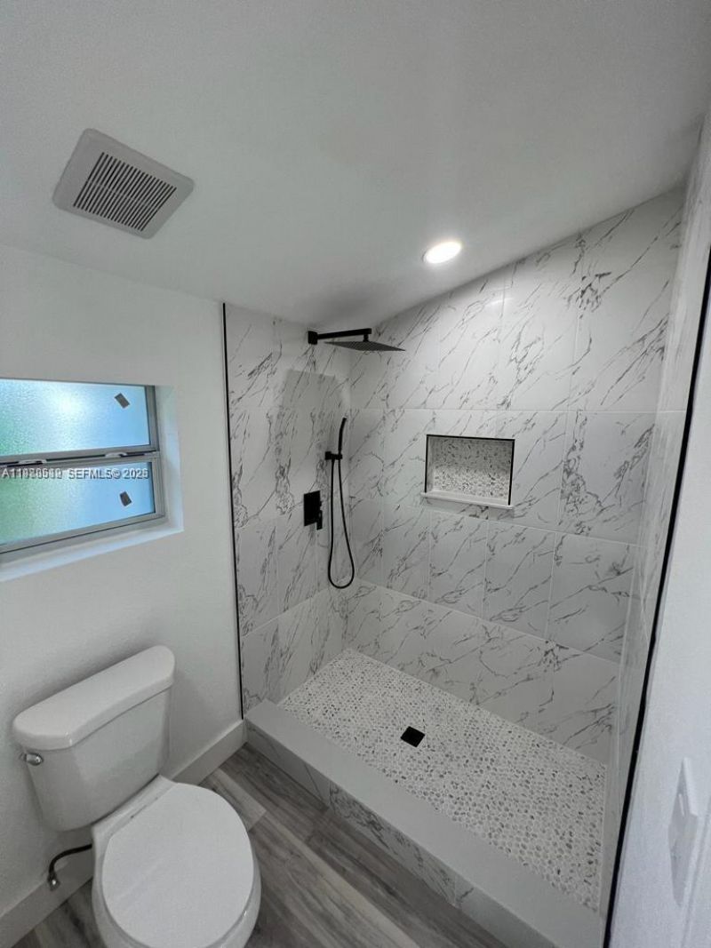 743 NW 77th Ter, Miami, FL 33150 Photo