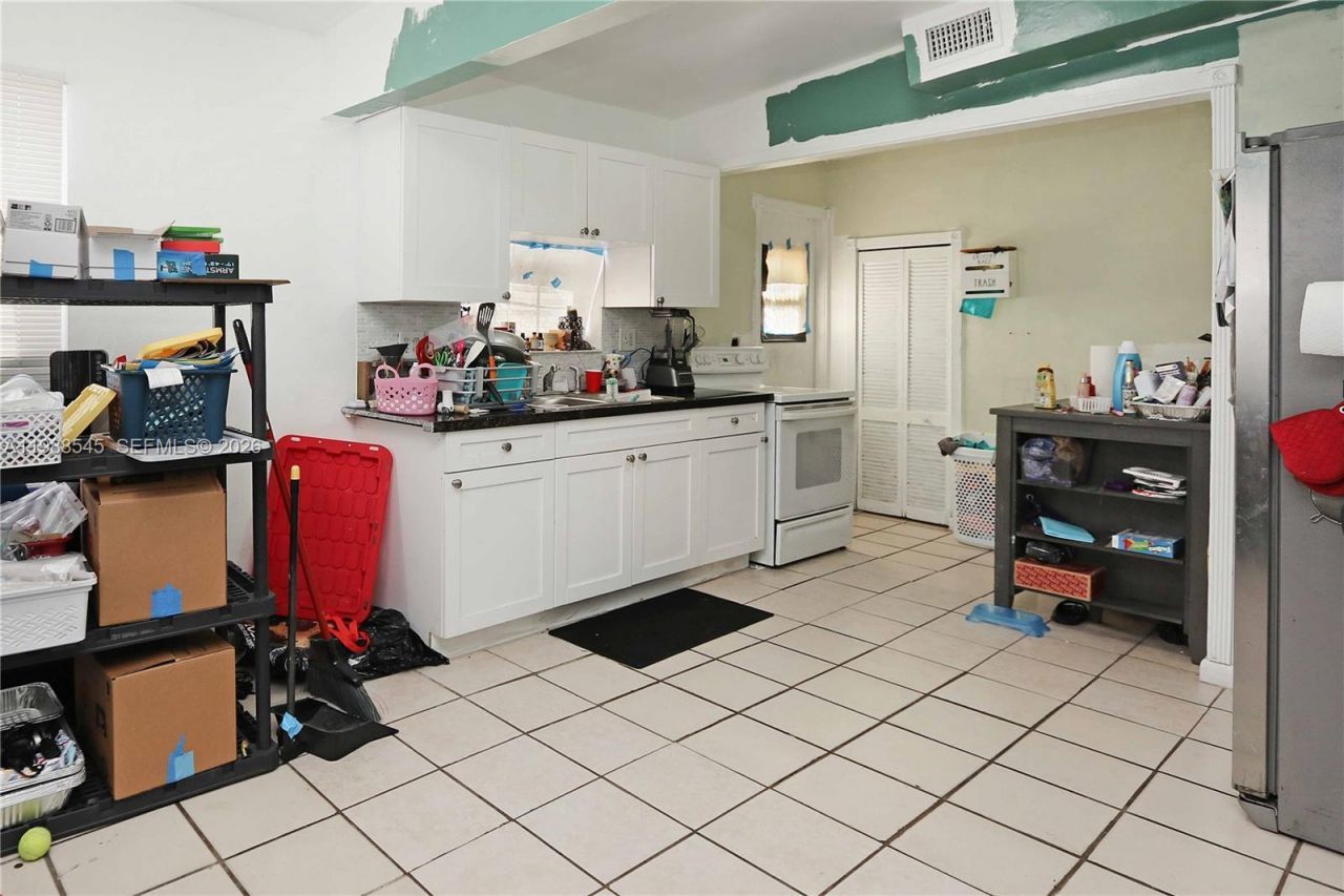 528 E 10th St, Hialeah, FL 33010 Photo