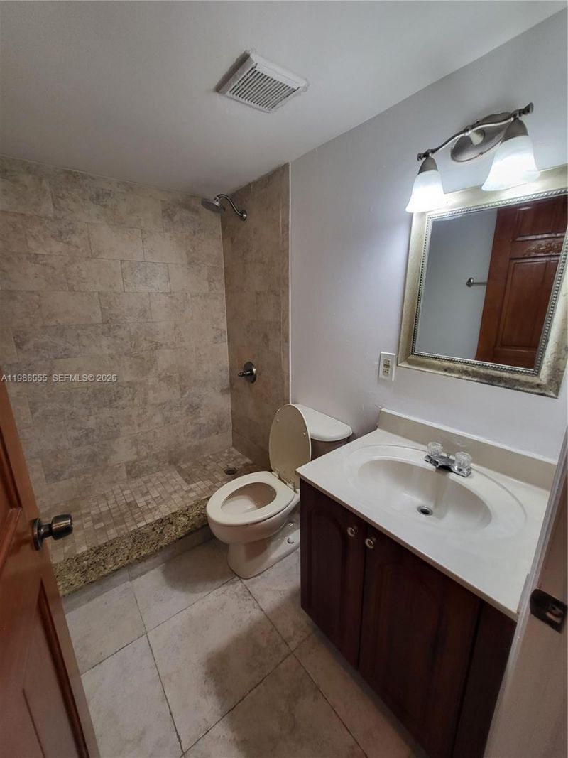 8215 SW 152nd Ave , Unit G-418, Miami, FL 33193 Photo