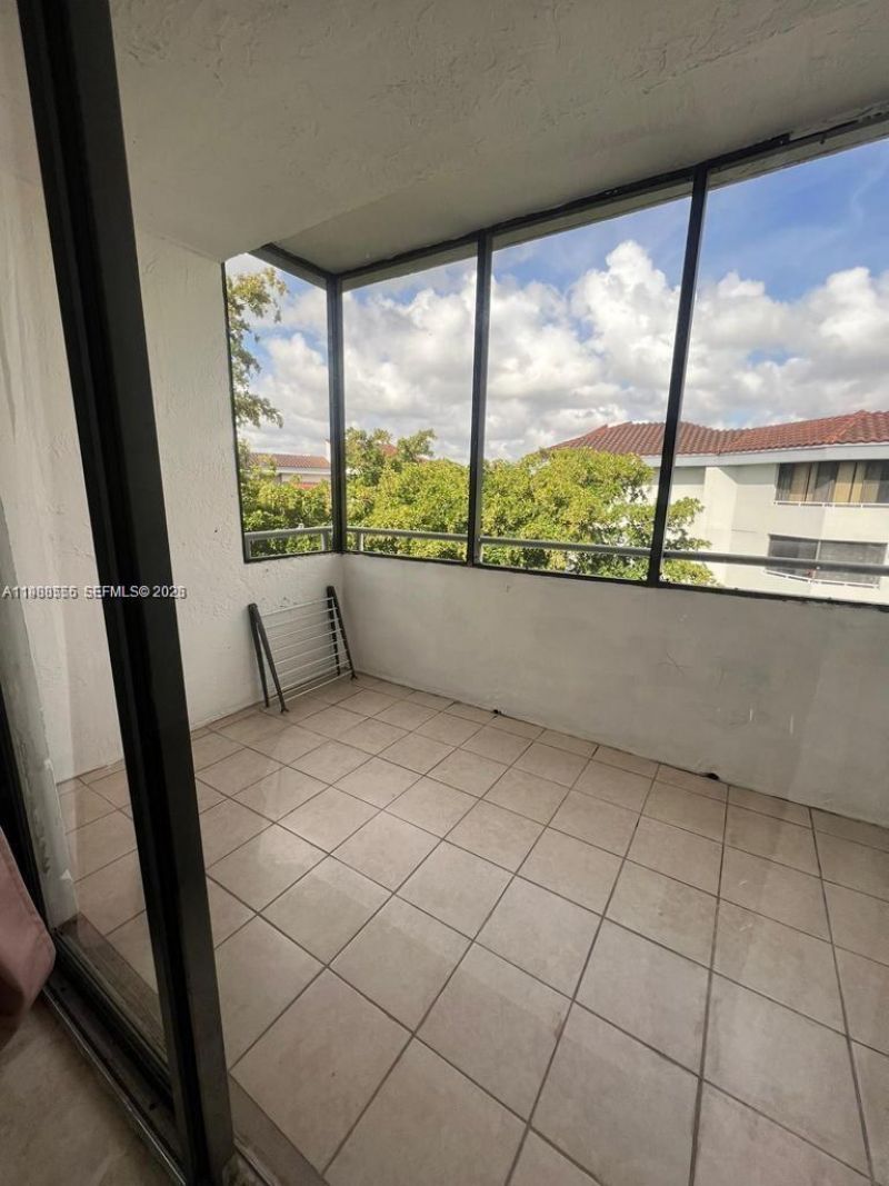 8215 SW 152nd Ave , Unit G-418, Miami, FL 33193 Photo