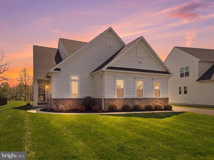 201 Hampton Court, Harleysville, PA 19438 Main Photo