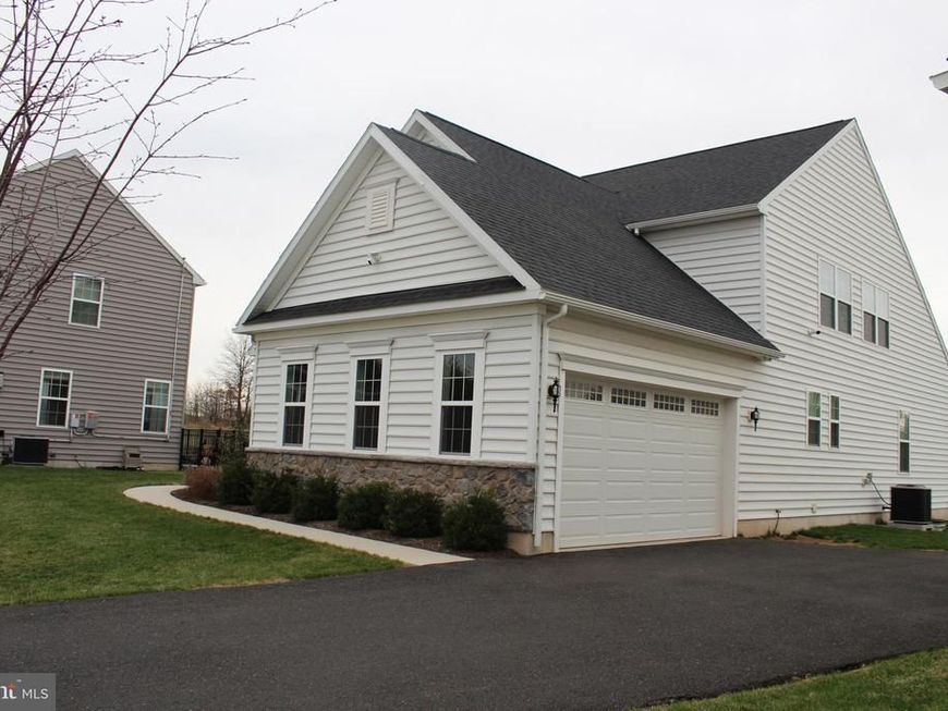 201 Hampton Court, Harleysville, PA 19438 Main Photo