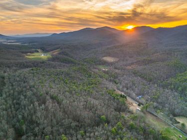 4358 DEERFIELD VALLEY RD, DEERFIELD, VA 24432