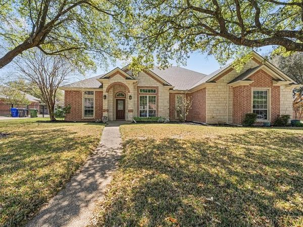202 Daybreak Way, Waco, TX 76657