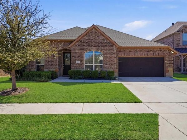 209 Spruce Valley Drive, Justin, TX 76247