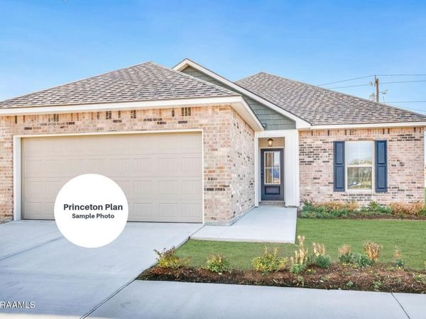 211 Dunwoody Court , Carencro, LA 70520