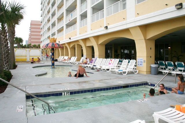 2000 N Ocean Blvd.  Photo 22