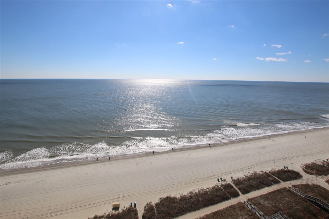 2000 N Ocean Blvd.  Photo 23