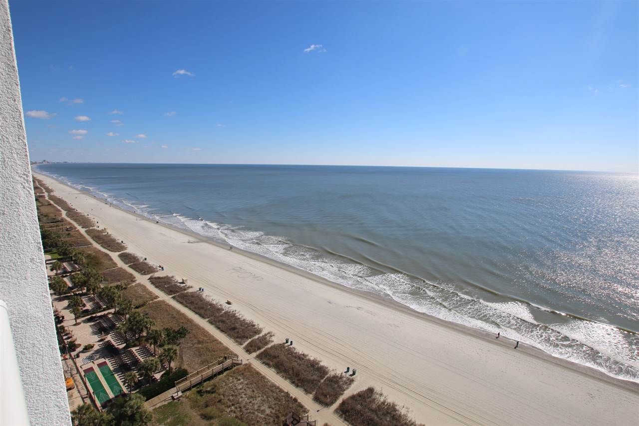 2000 N Ocean Blvd.  Photo 24