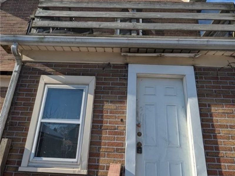 417 Margaret Street , Akron, OH 44306 Photo 2