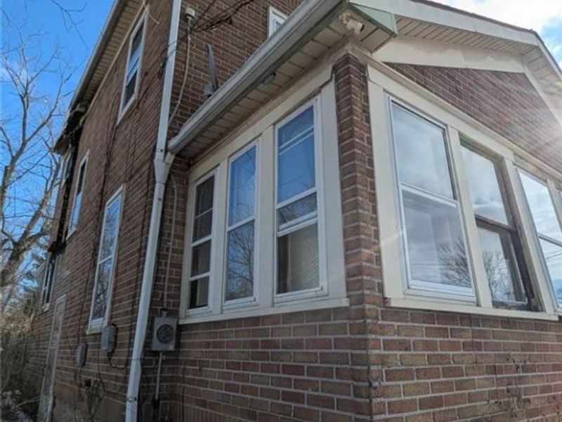 417 Margaret Street , Akron, OH 44306 Photo 5