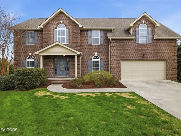8447 Shoregate Lane, Knoxville, TN 37938