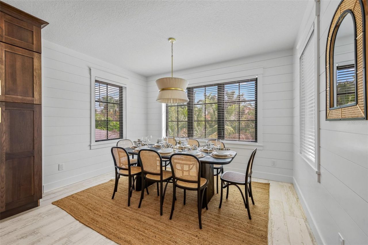 128 Fillmore Drive, Sarasota, FL 34236 Photo