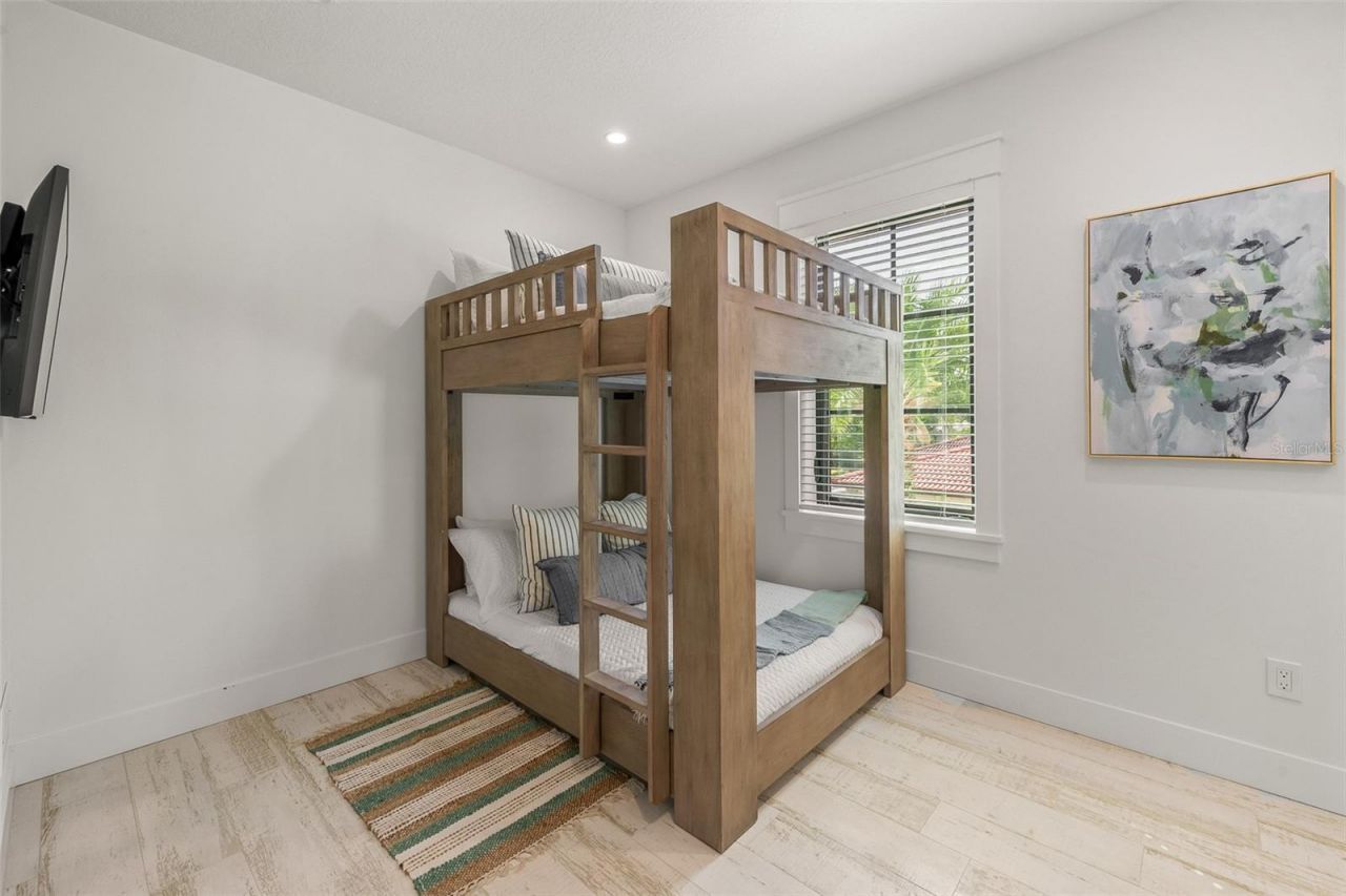 128 Fillmore Drive, Sarasota, FL 34236 Photo