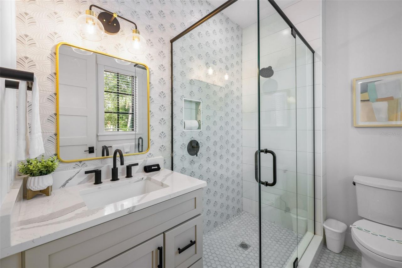 128 Fillmore Drive, Sarasota, FL 34236 Photo