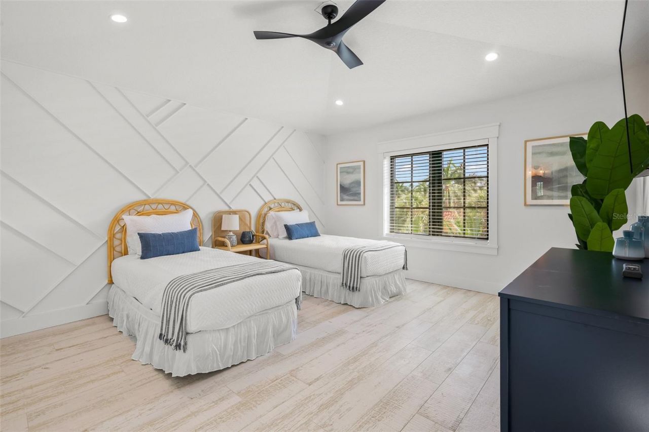 128 Fillmore Drive, Sarasota, FL 34236 Photo