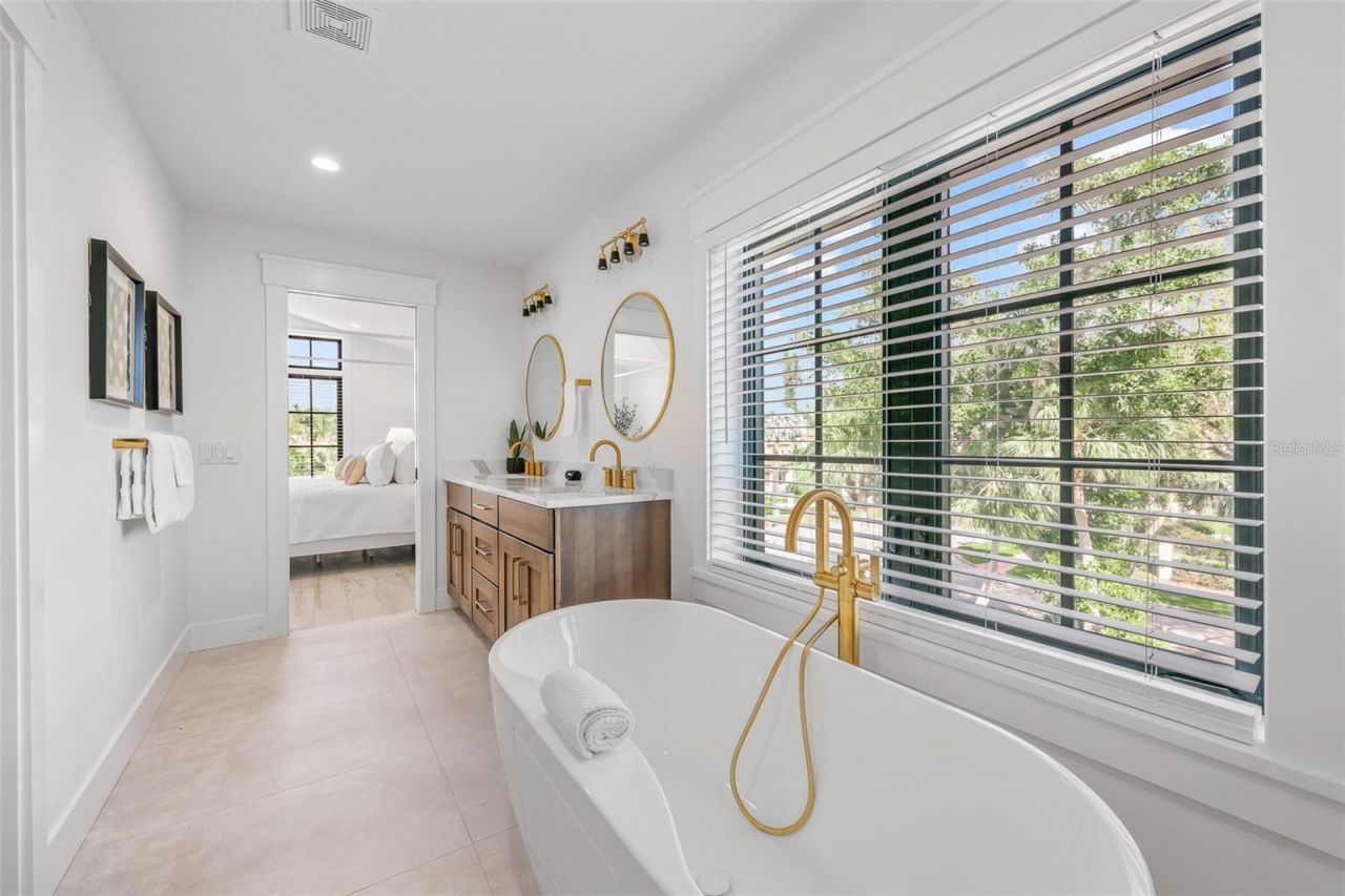 128 Fillmore Drive, Sarasota, FL 34236 Photo