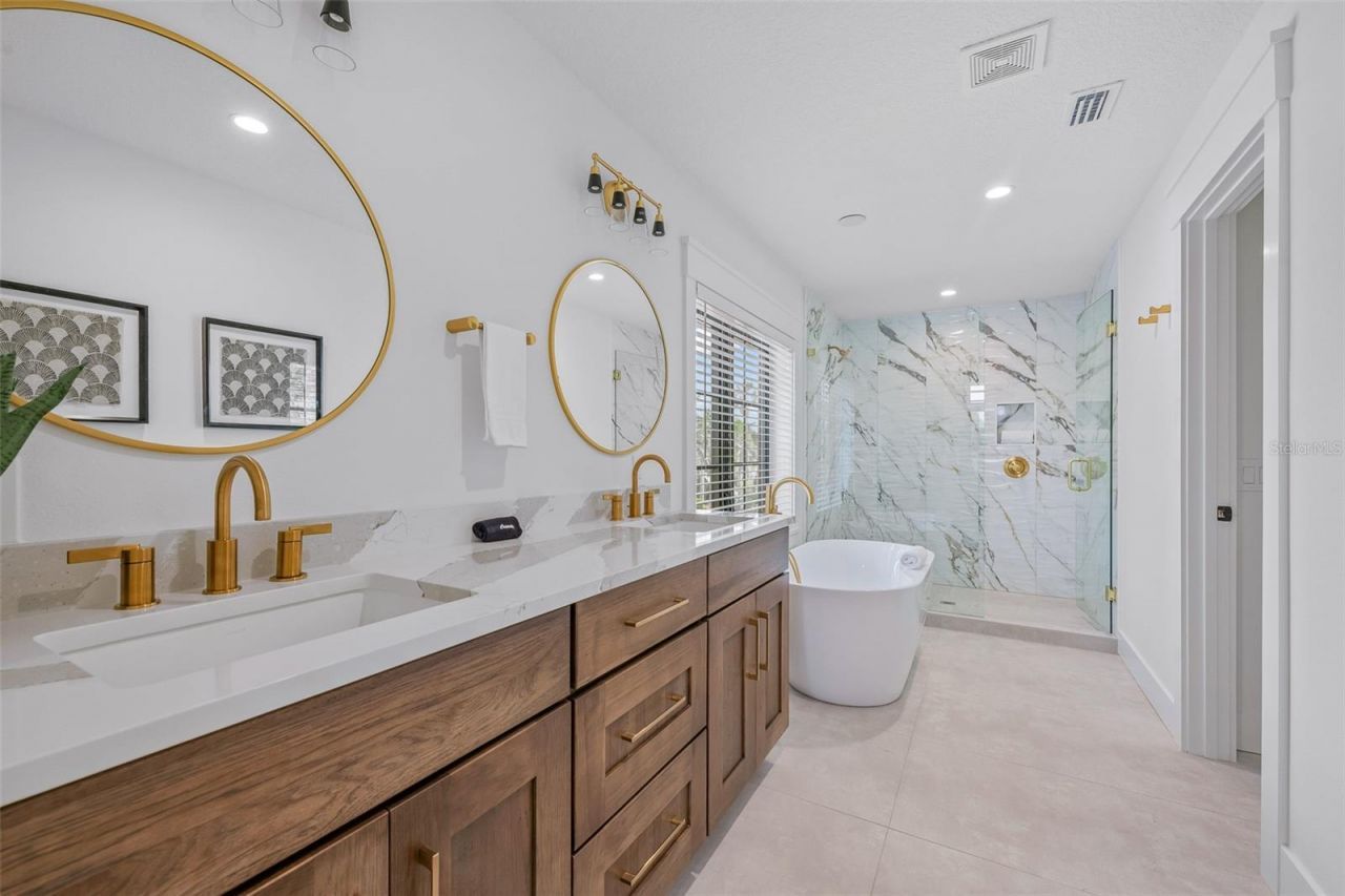 128 Fillmore Drive, Sarasota, FL 34236 Photo