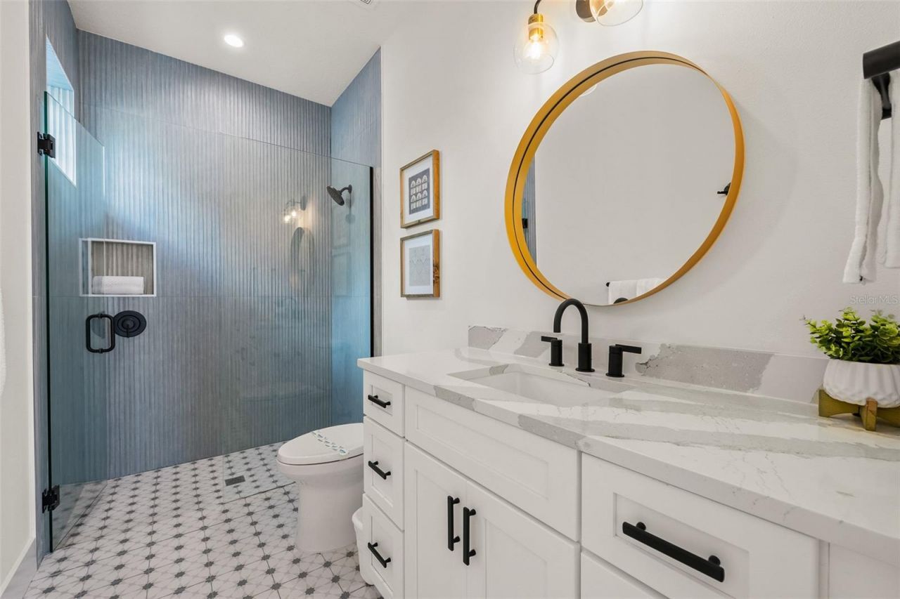 128 Fillmore Drive, Sarasota, FL 34236 Photo