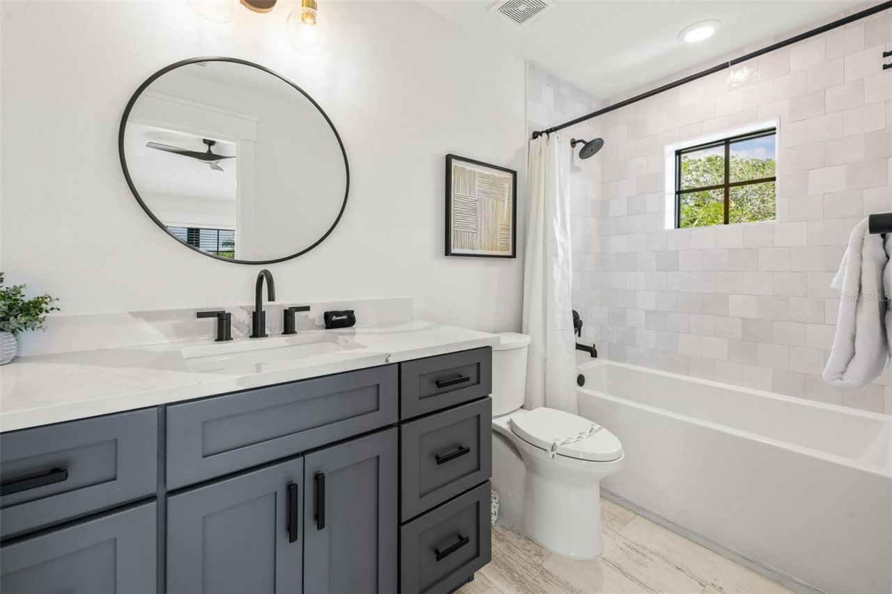 128 Fillmore Drive, Sarasota, FL 34236 Photo