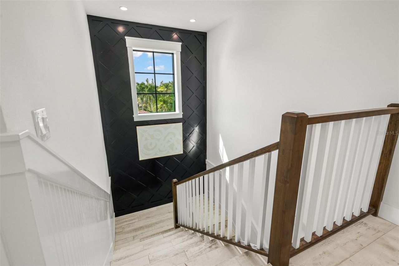 128 Fillmore Drive, Sarasota, FL 34236 Photo