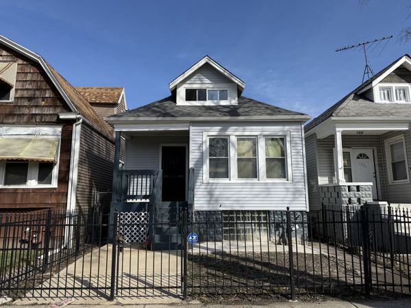 7131 S Wood Street , Chicago, IL 60636