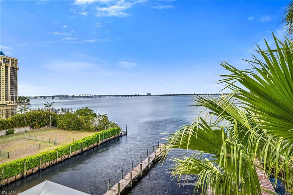 3000 Oasis Grand Blvd , Unit 1004, Fort Myers, FL 33916 Photo