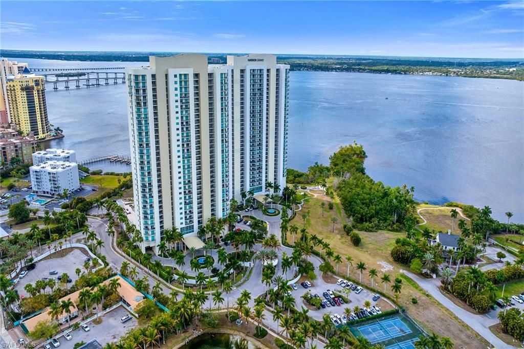 3000 Oasis Grand Blvd , Unit 1004, Fort Myers, FL 33916 Photo