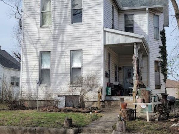 1003 S 4Th Street, Terre Haute, IN 47807