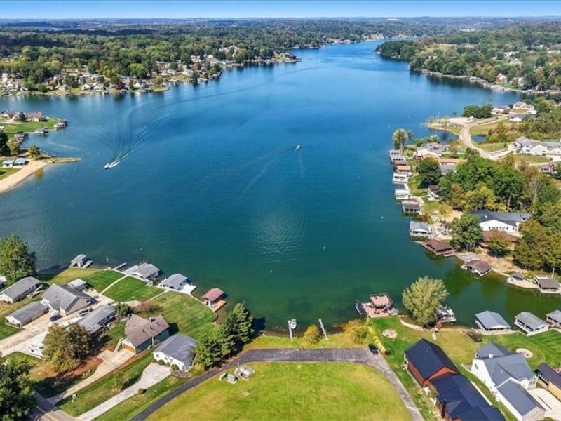 368 Baldwin Dr Drive , Howard, OH 43028 Photo 9