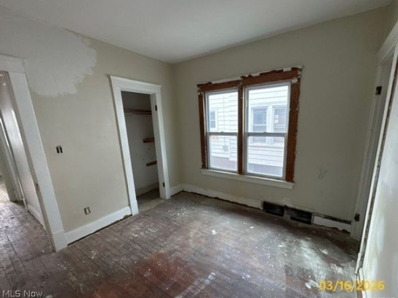 10329 Ignatius Avenue , Cleveland, OH 44111 Photo 28