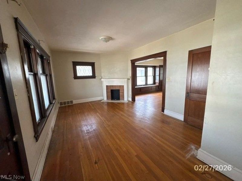 10329 Ignatius Avenue , Cleveland, OH 44111 Photo 9