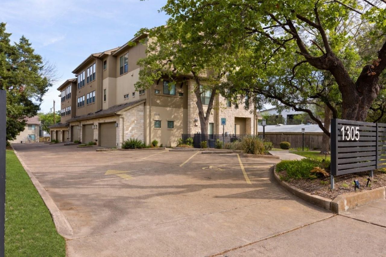 1305 Exposition Blvd, Unit 4, Austin, TX 78703 Main Photo