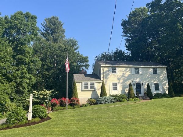 1 Lancaster Place, Andover, MA 01810