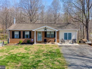 11099 EGGBORNSVILLE ROAD, RIXEYVILLE, VA 22737